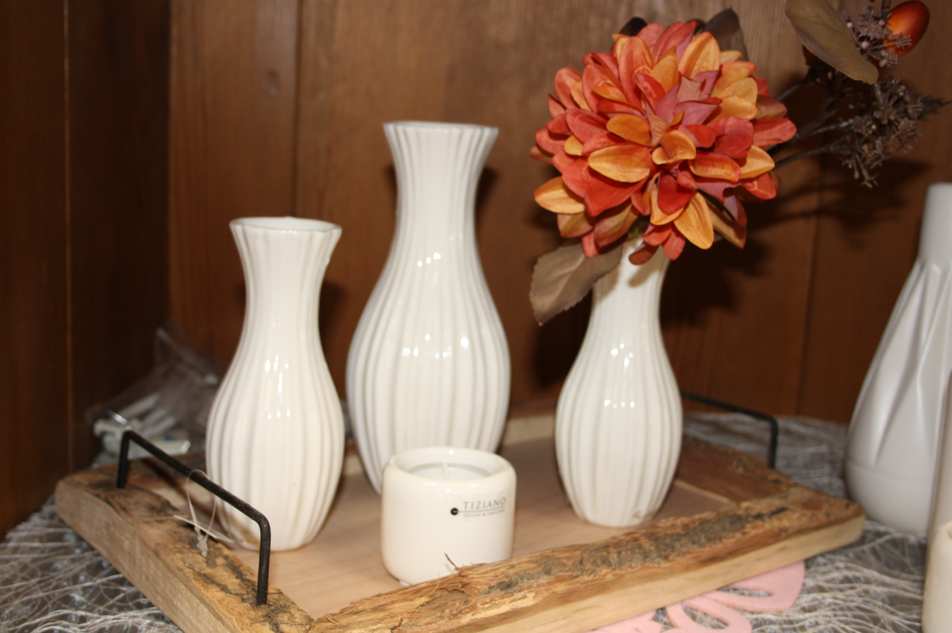 Vase mit Herbstblüte 12,95 € Vase mit Herbstblüte 12,95 €